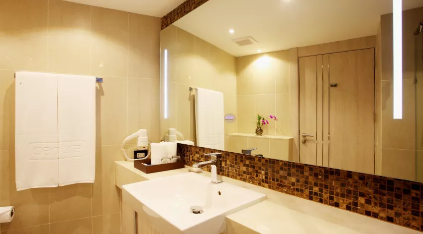 03-cah-premier-corner-room-05.jpg (1)
